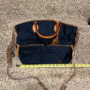 New w/out tags Dooney and Bourke navy nylon bag
